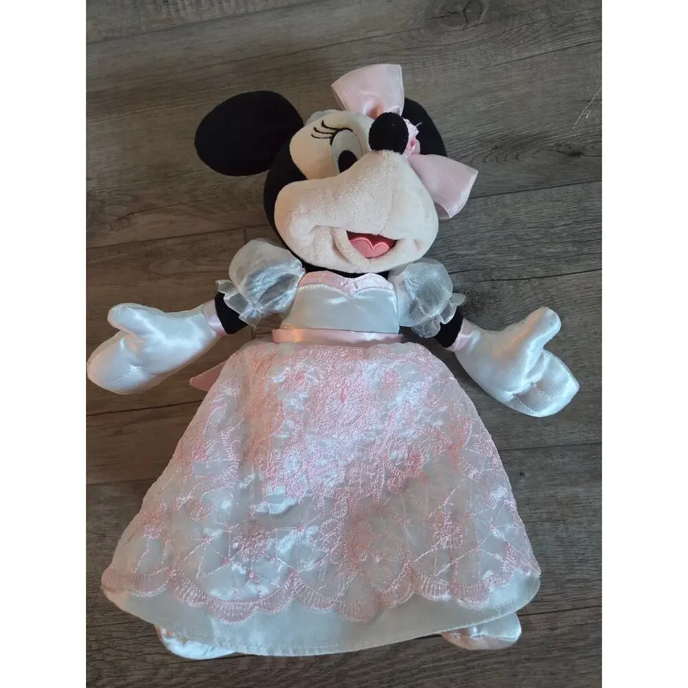 Disney Parks Minnie Mouse Bride Wedding Plush Satin Pink Lace Dress Veil